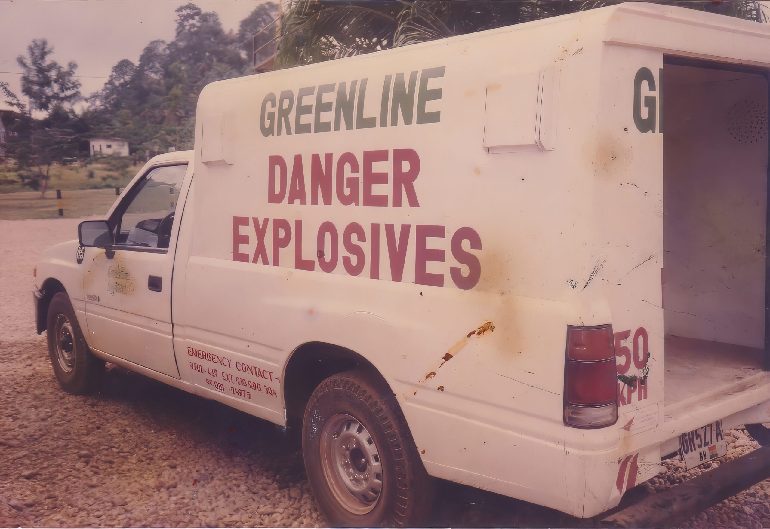 1994-11-topaz-sharpen-denoise-upscale-2.8x